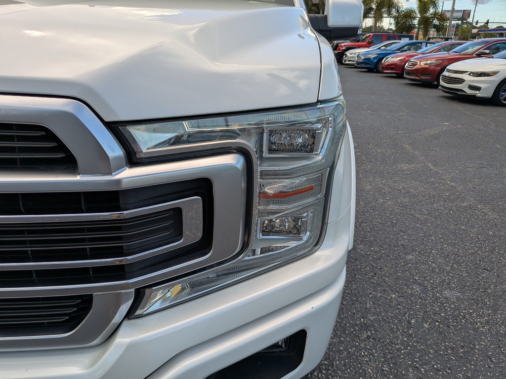 Ford F-150 Vehicle Full-screen Gallery Image 06