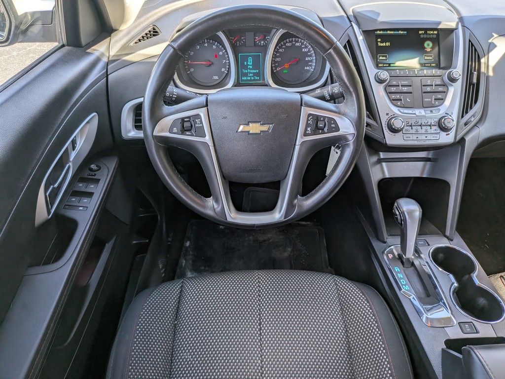 Chevrolet Equinox Vehicle Full-screen Gallery Image 12