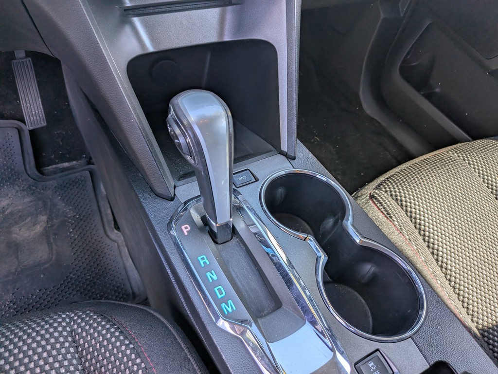 Chevrolet Equinox Vehicle Full-screen Gallery Image 22