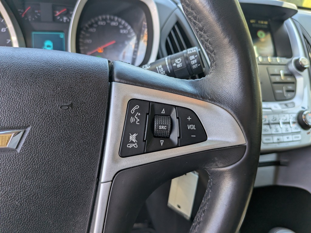 Chevrolet Equinox Vehicle Full-screen Gallery Image 25