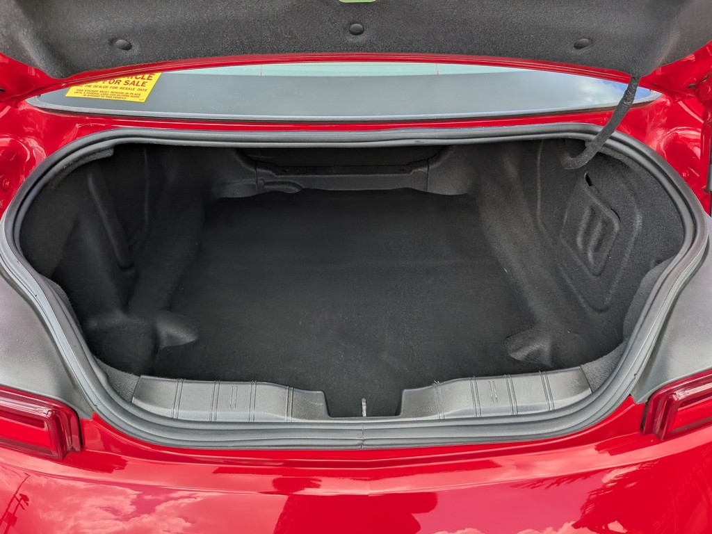 Chevrolet Camaro Vehicle Full-screen Gallery Image 10