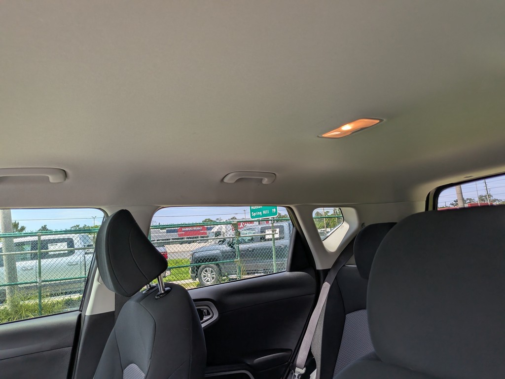 Kia Soul Vehicle Full-screen Gallery Image 10