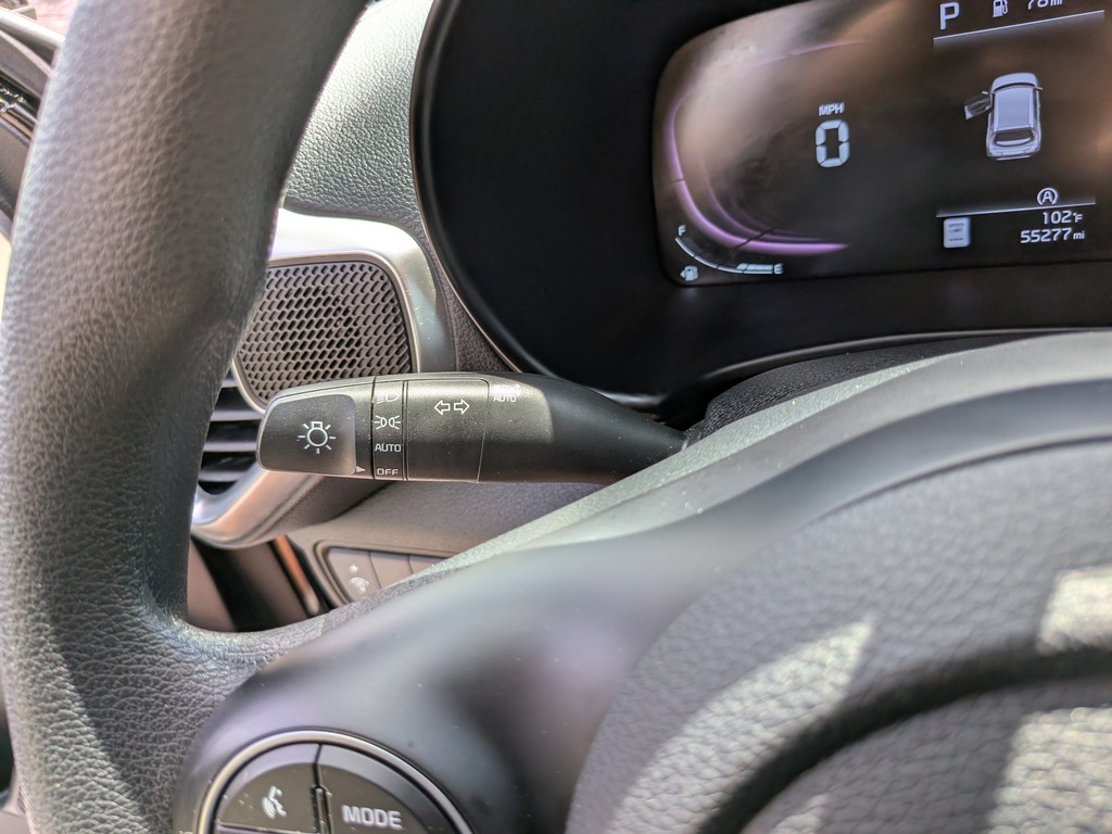 Kia Soul Vehicle Full-screen Gallery Image 20