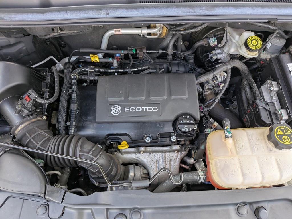 Buick Encore Vehicle Full-screen Gallery Image 10