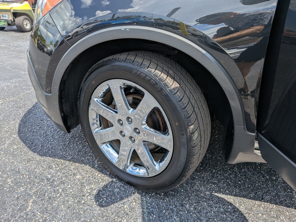 Buick Encore Vehicle Full-screen Gallery Image 32