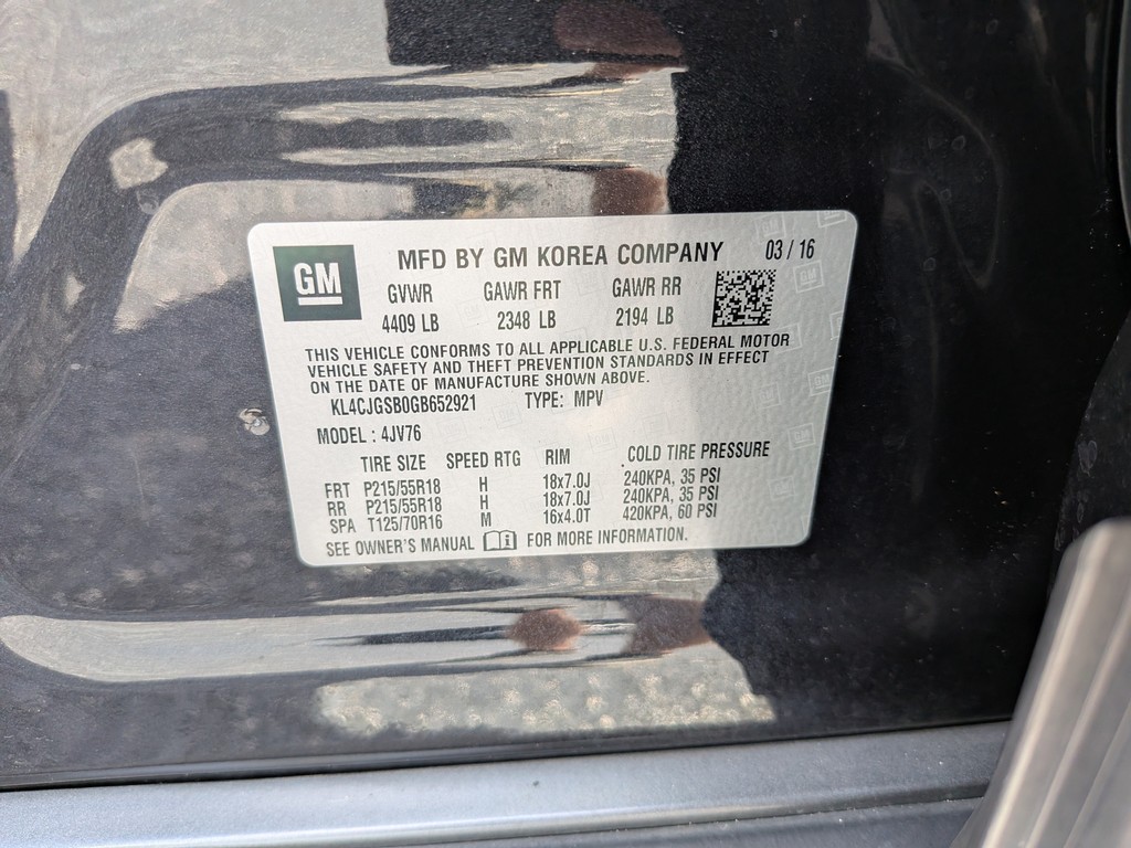 Buick Encore Vehicle Full-screen Gallery Image 33