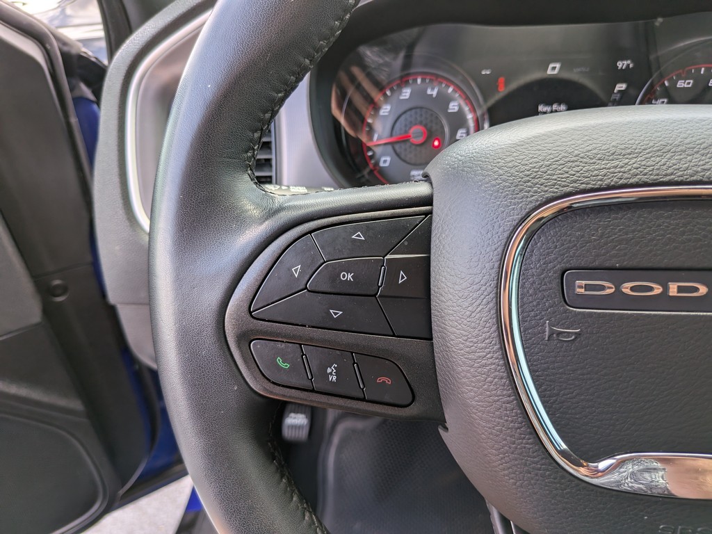 Dodge Charger Vehicle Full-screen Gallery Image 22