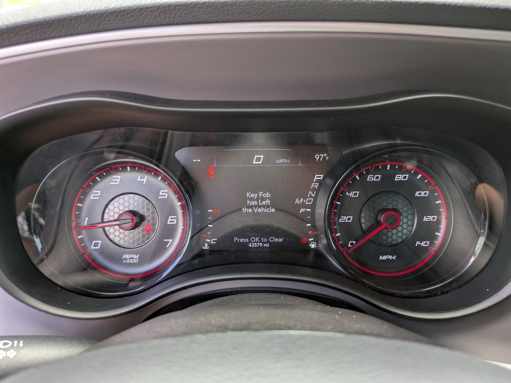 Dodge Charger Vehicle Full-screen Gallery Image 25