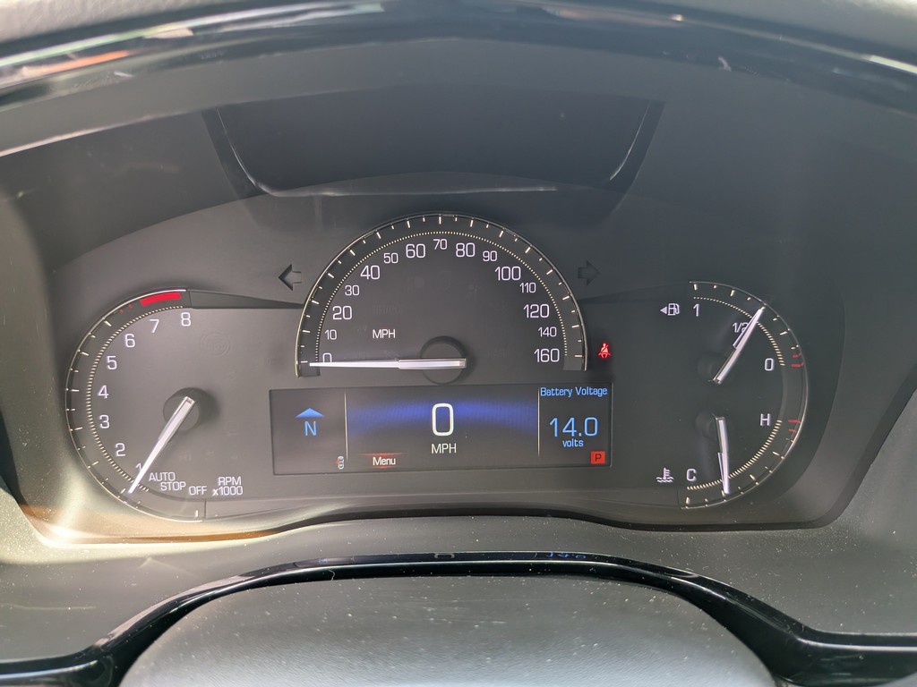 Cadillac XT5 Vehicle Full-screen Gallery Image 32