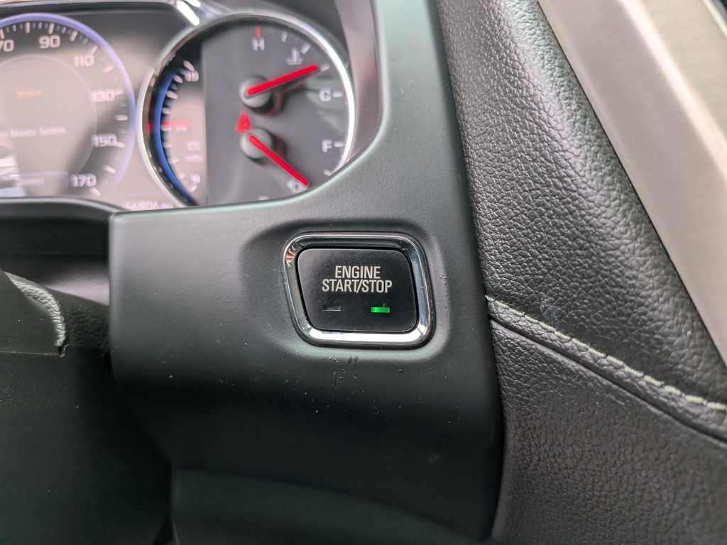 GMC Acadia Vehicle Full-screen Gallery Image 30