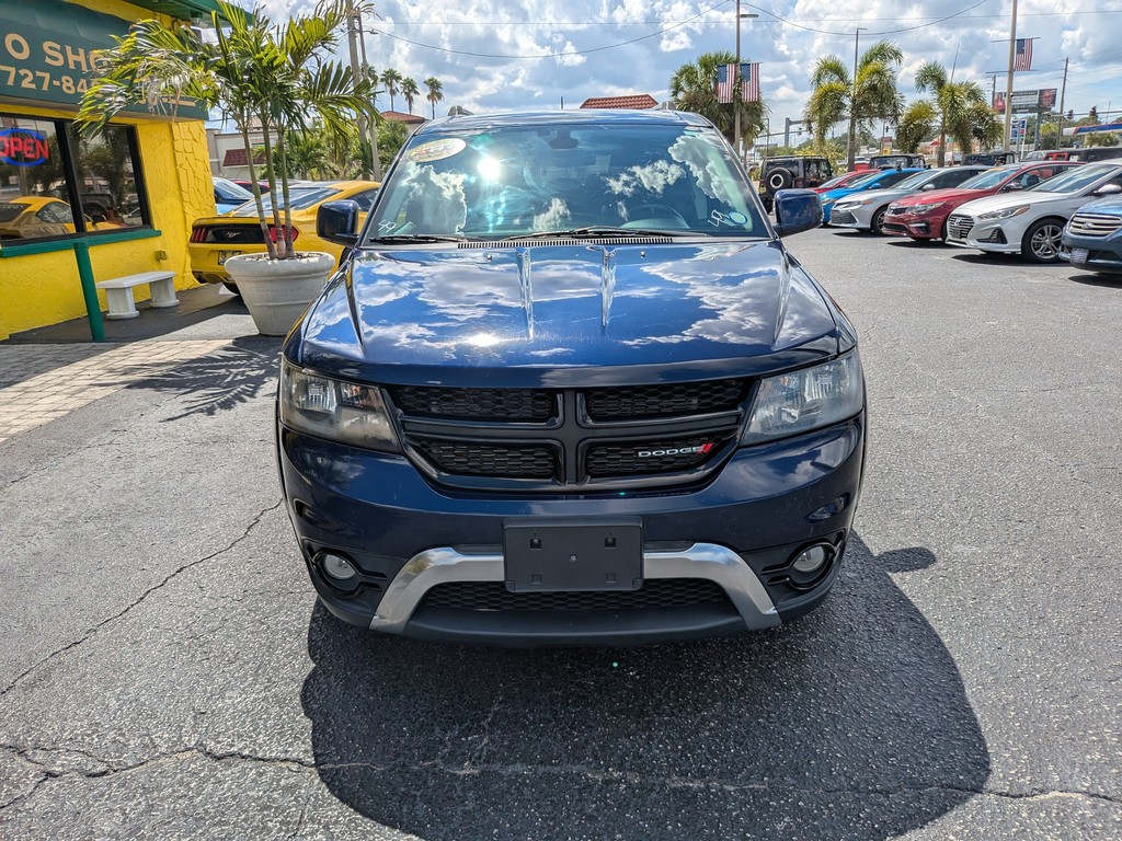 Dodge Journey Vehicle Full-screen Gallery Image 05