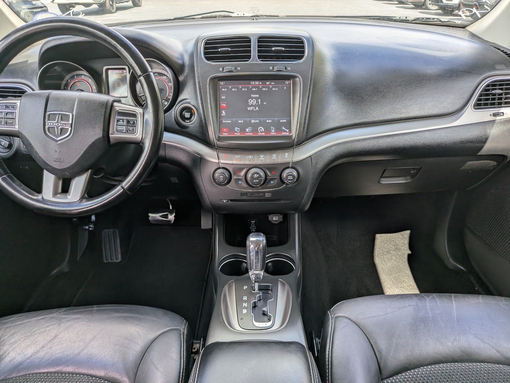 Dodge Journey Vehicle Full-screen Gallery Image 13