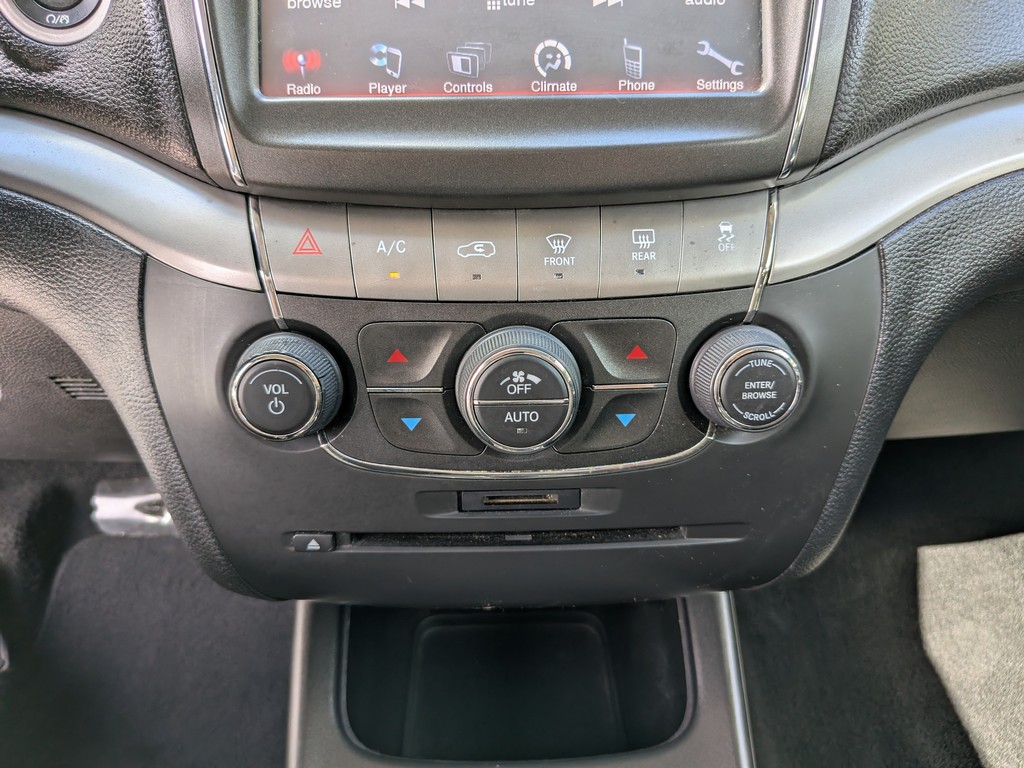 Dodge Journey Vehicle Full-screen Gallery Image 22
