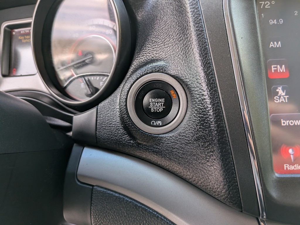 Dodge Journey Vehicle Full-screen Gallery Image 23