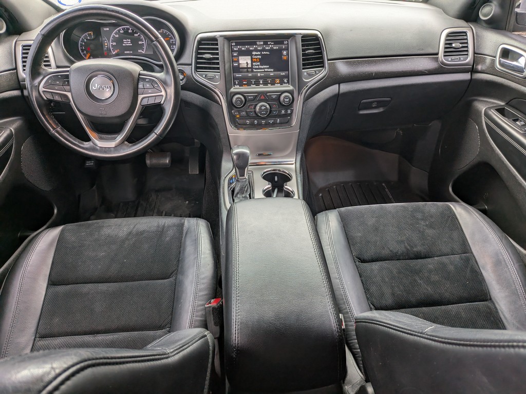 Jeep Grand Cherokee Vehicle Full-screen Gallery Image 13