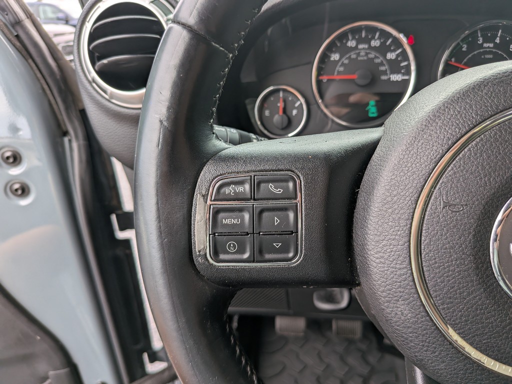 Jeep Wrangler Unlimited Vehicle Full-screen Gallery Image 23