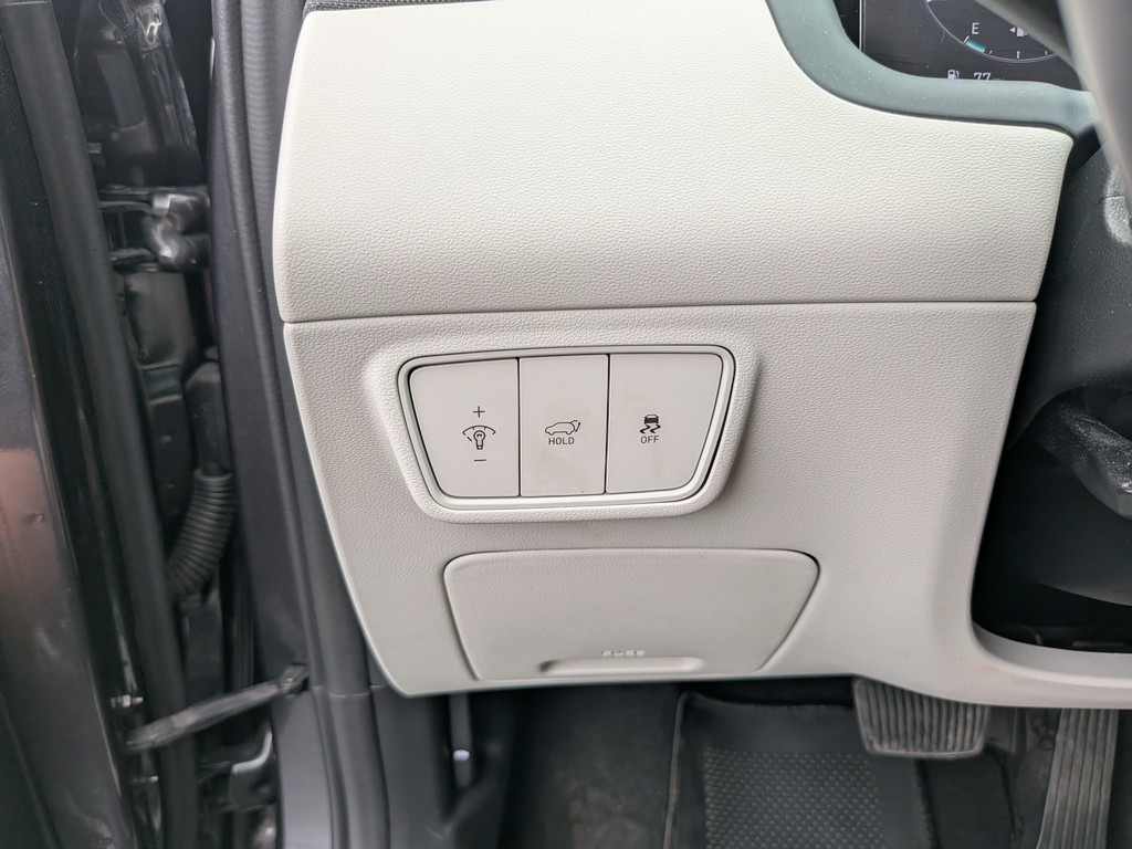 Hyundai Tucson Vehicle Full-screen Gallery Image 23