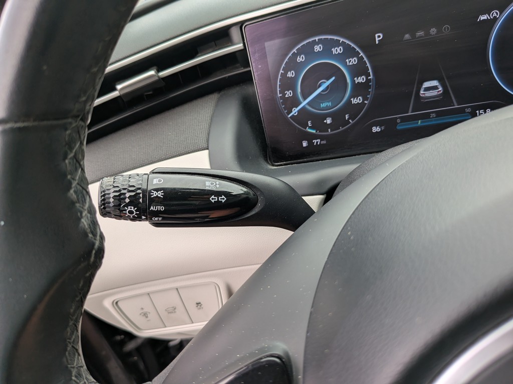 Hyundai Tucson Vehicle Full-screen Gallery Image 27