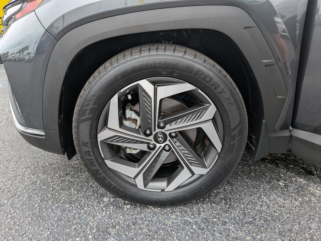 Hyundai Tucson Vehicle Full-screen Gallery Image 30