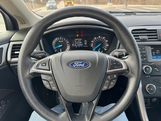 2018 Ford Fusion SE photo