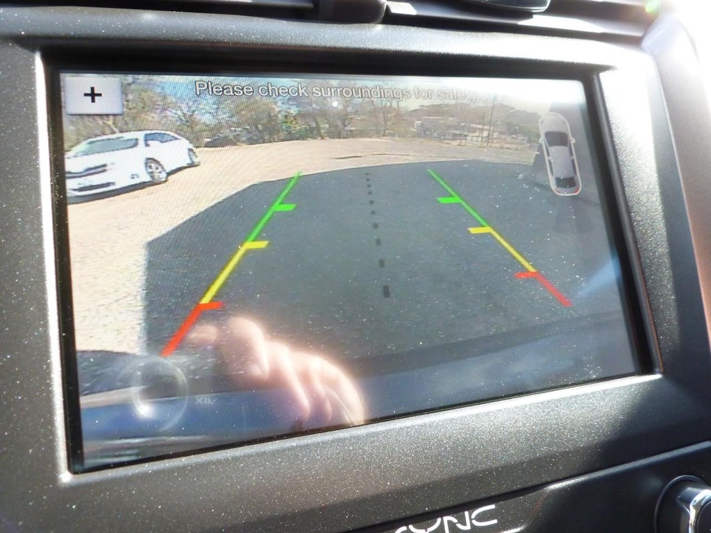 Ford Fusion Hybrid Vehicle Image 14