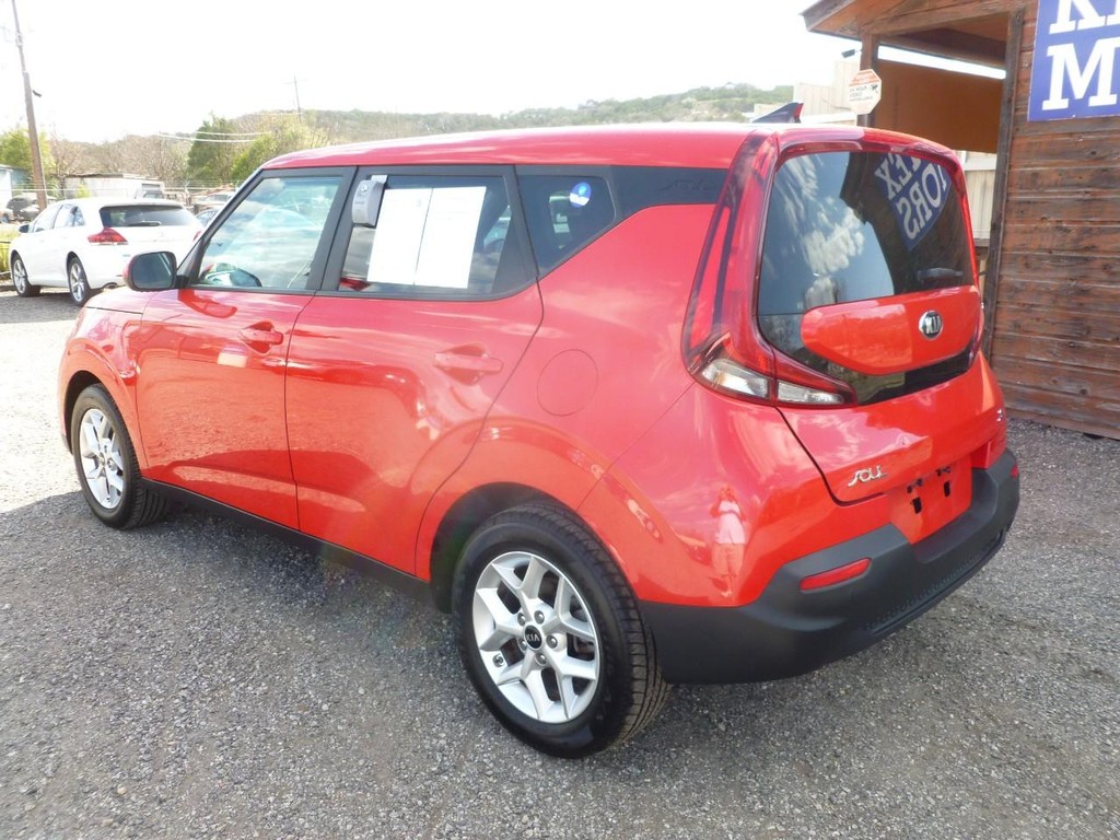 Kia Soul Vehicle Image 02