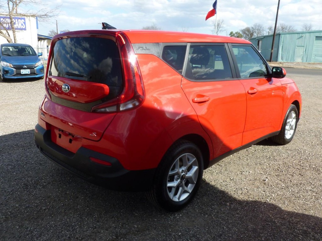 Kia Soul Vehicle Image 03