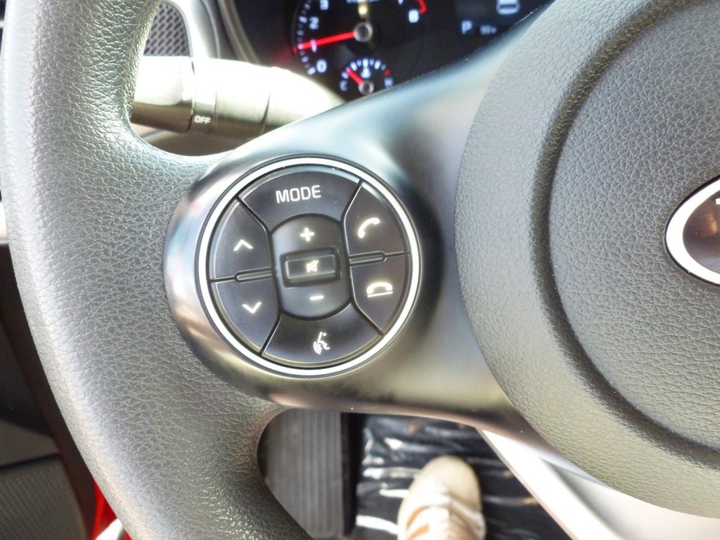 Kia Soul Vehicle Image 11