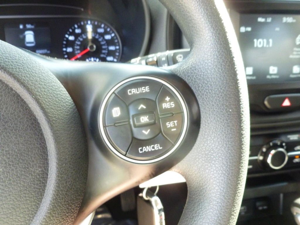 Kia Soul Vehicle Image 12