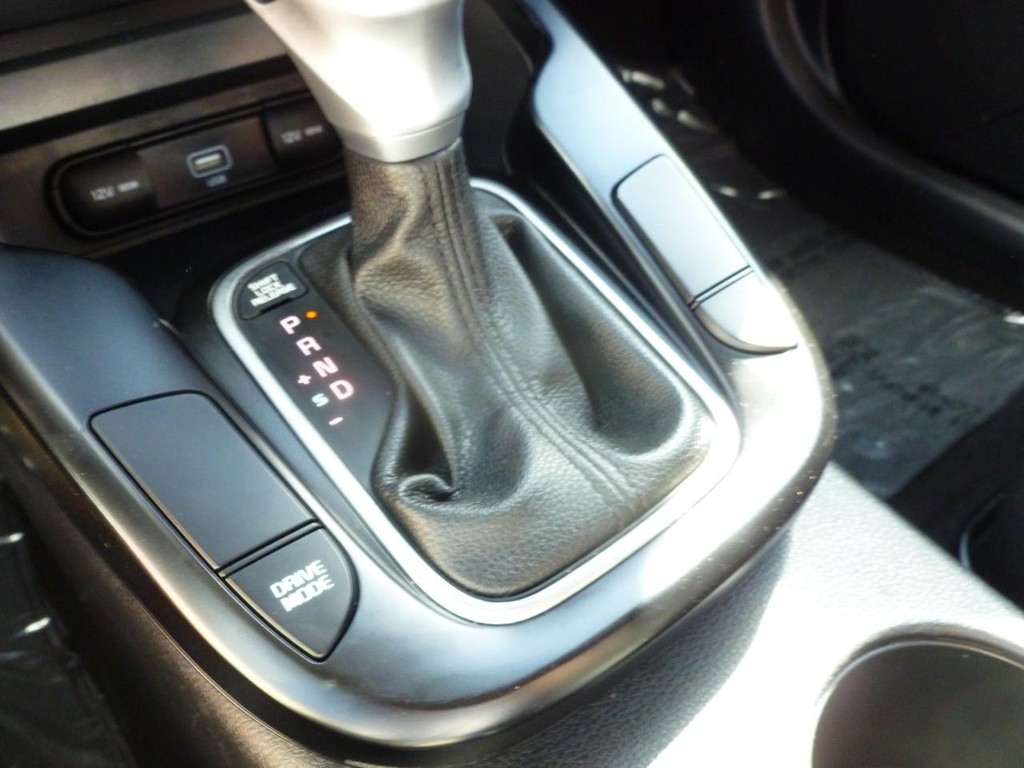 Kia Soul Vehicle Image 16