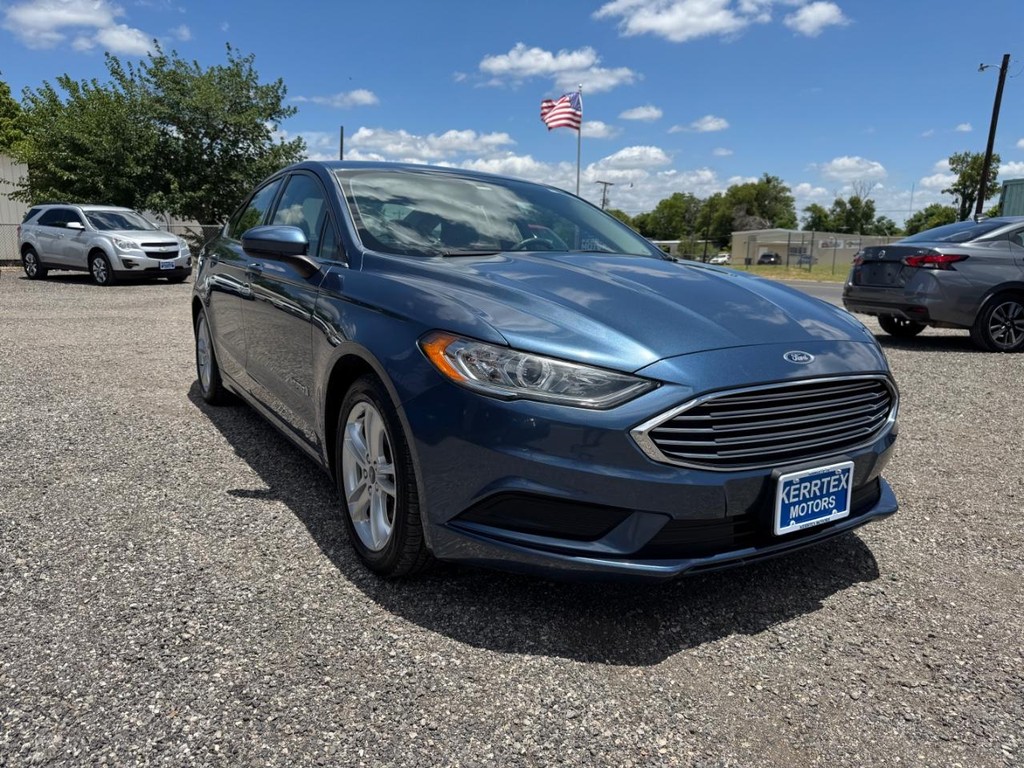 Ford Fusion Hybrid Vehicle Image 05