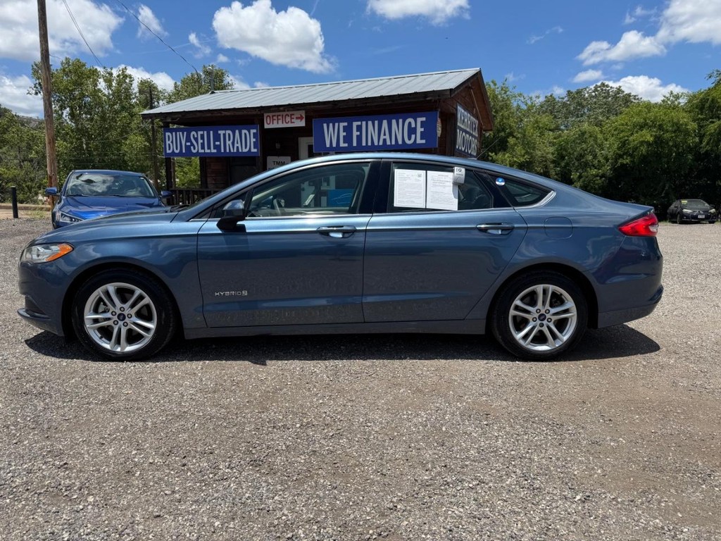 Ford Fusion Hybrid Vehicle Image 06