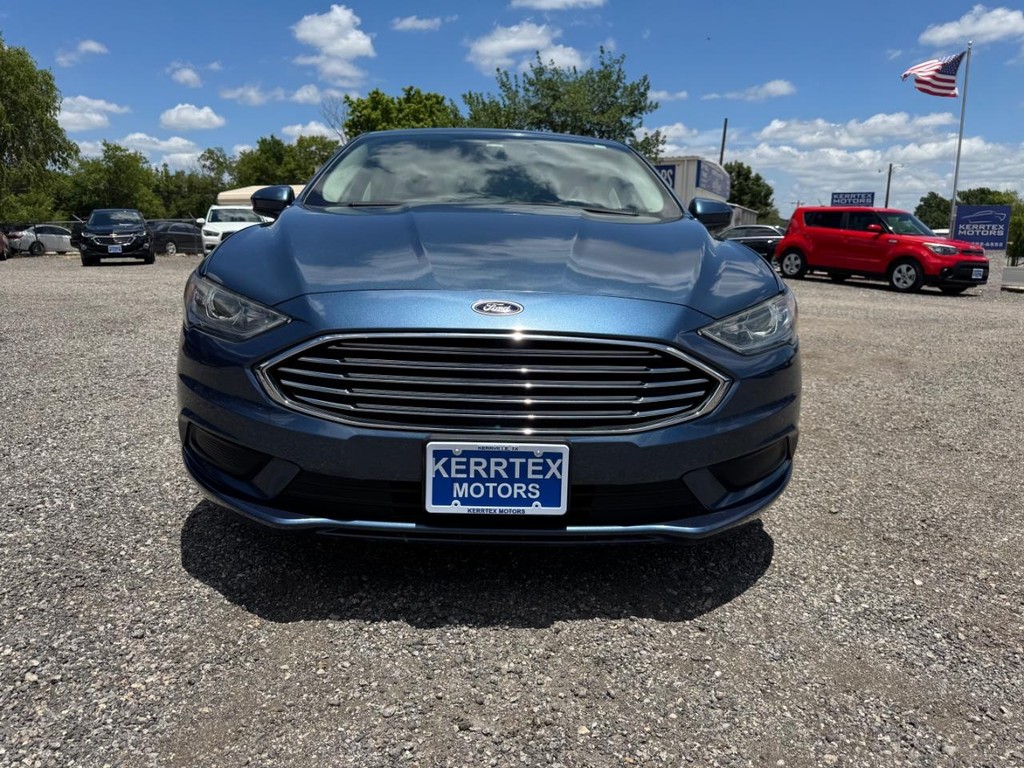 Ford Fusion Hybrid Vehicle Image 09
