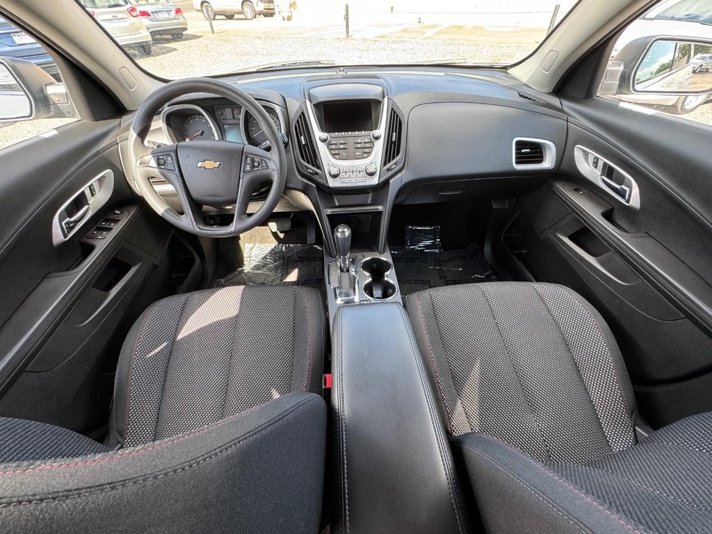 Chevrolet Equinox Vehicle Image 11