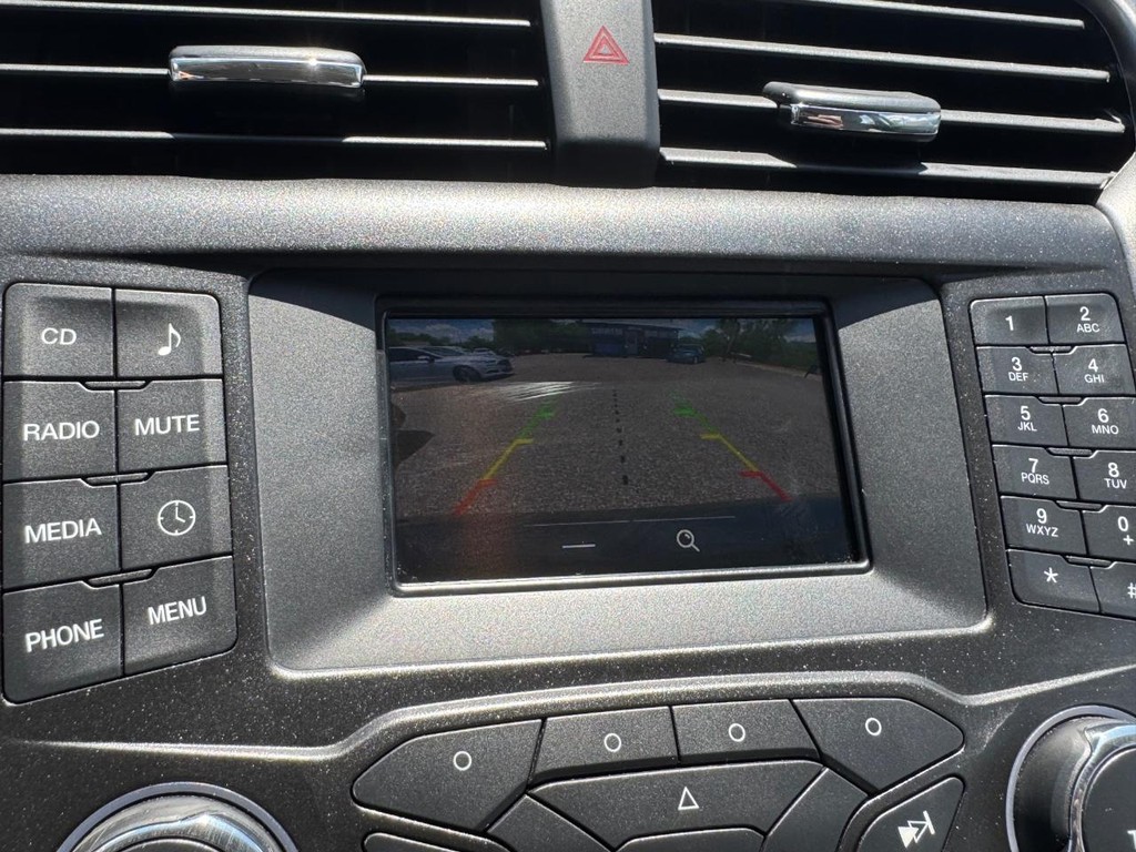 Ford Fusion Hybrid Vehicle Image 15