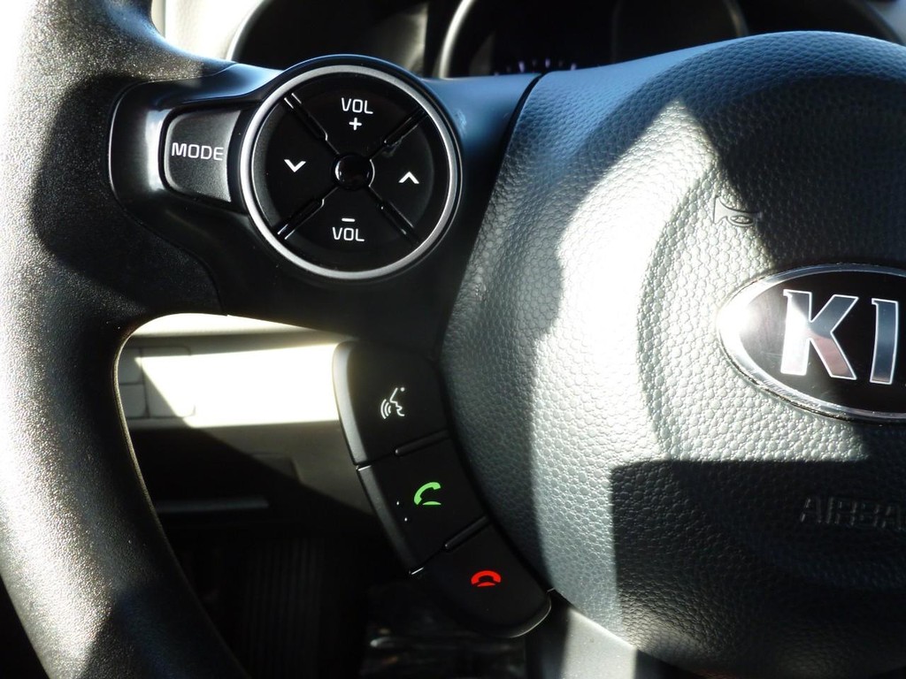 Kia Soul Vehicle Image 09