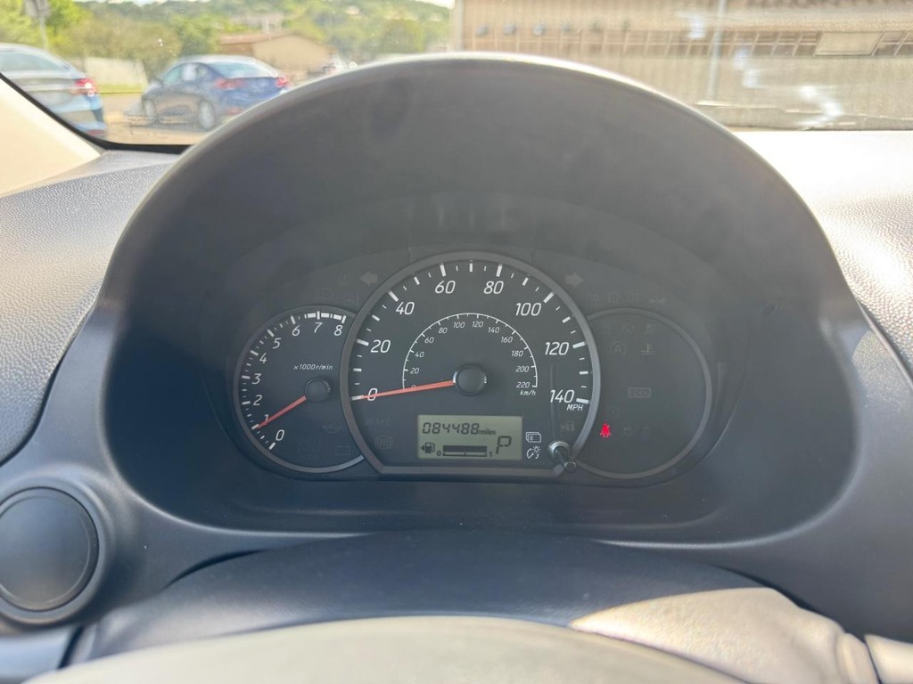 Mitsubishi Mirage G4 Vehicle Image 16
