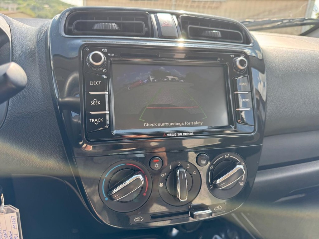 Mitsubishi Mirage G4 Vehicle Image 17