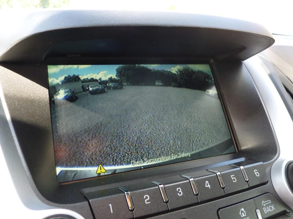 Chevrolet Equinox Vehicle Full-screen Gallery Image 08
