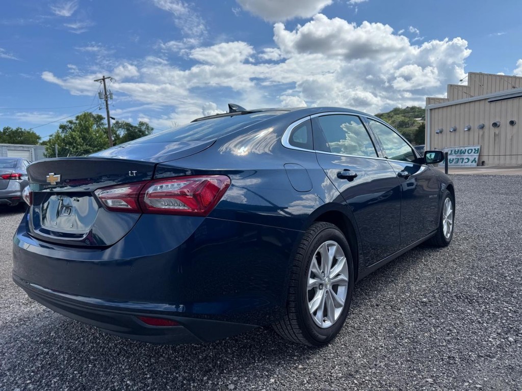 Chevrolet Malibu Vehicle Image 05