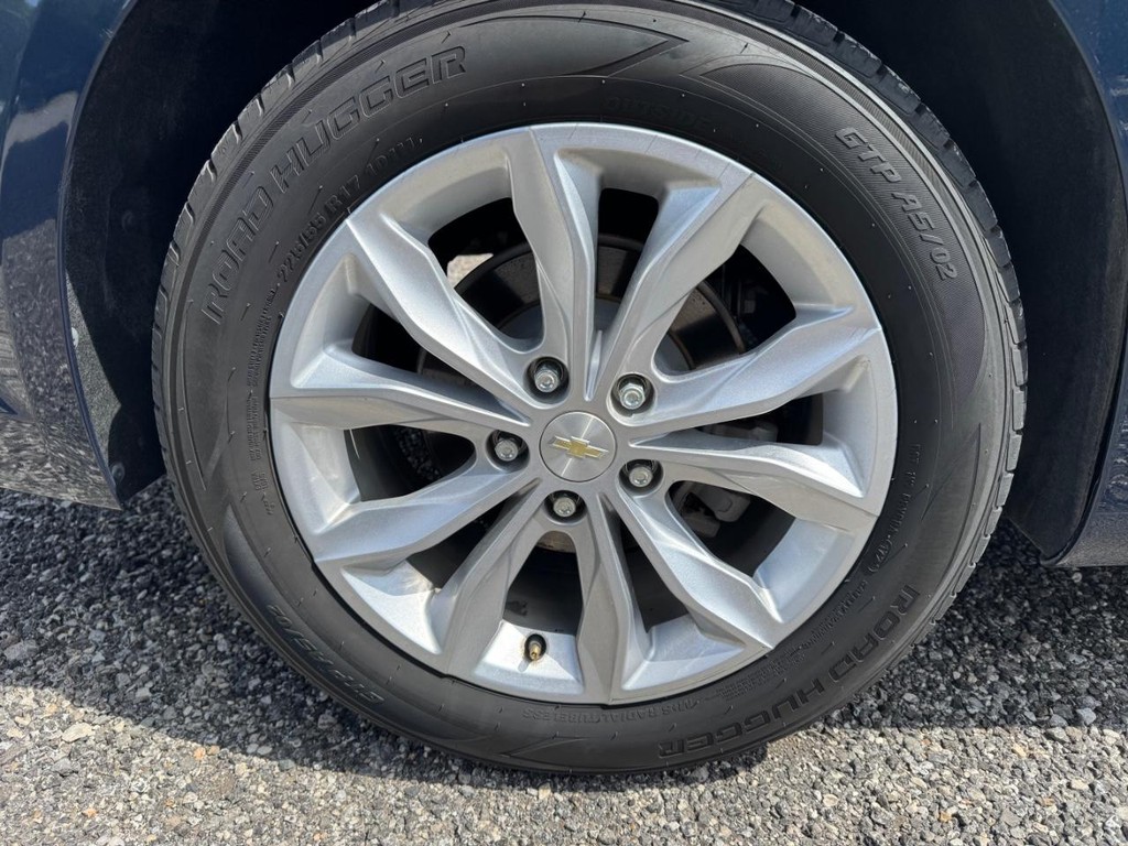 Chevrolet Malibu Vehicle Image 19