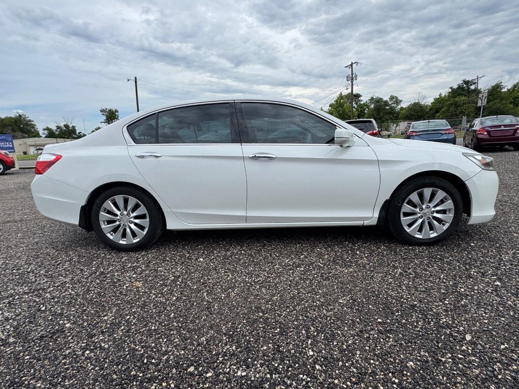Honda Accord Sedan Vehicle Image 08