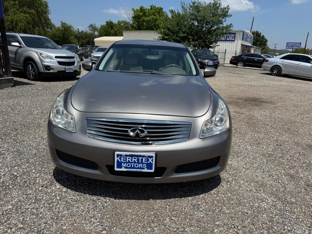 INFINITI G37 Sedan Vehicle Image 06