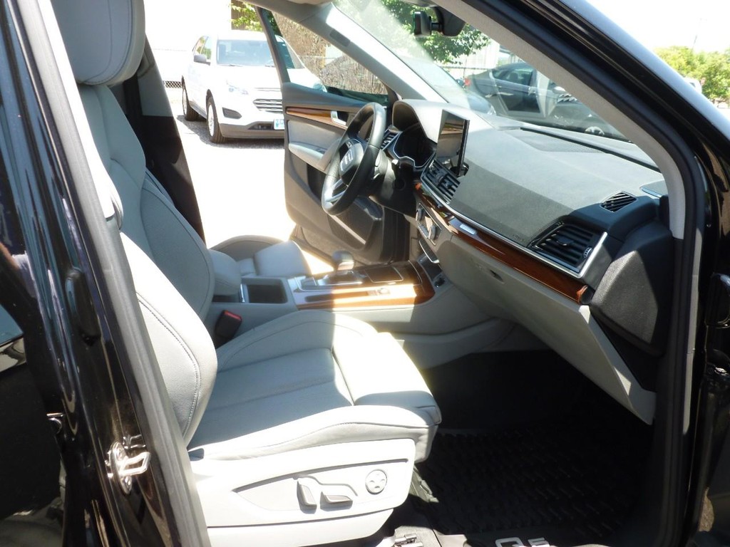 Audi Q5 Vehicle Image 28