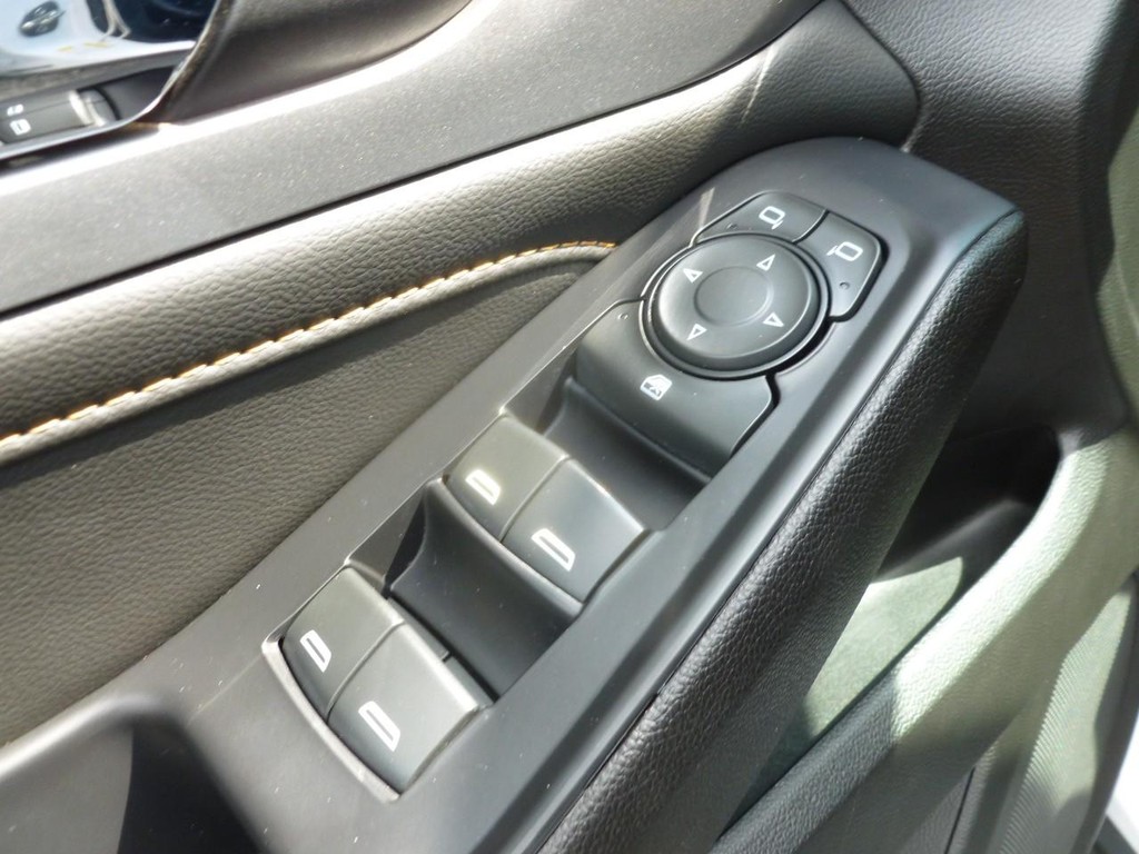 Chevrolet Traverse Vehicle Image 10