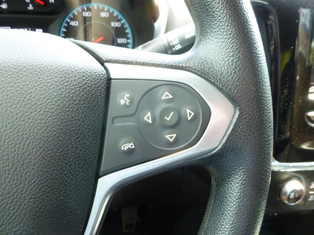 Chevrolet Traverse Vehicle Image 13