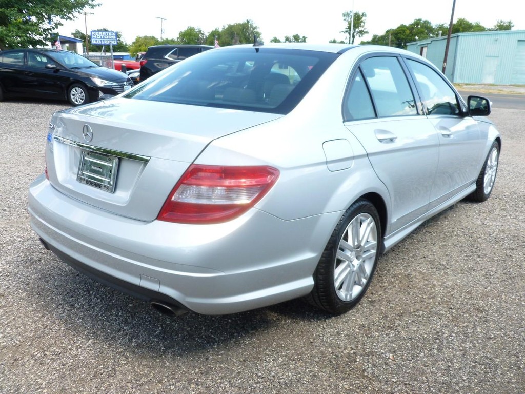 Mercedes-Benz C-Class Vehicle Image 03