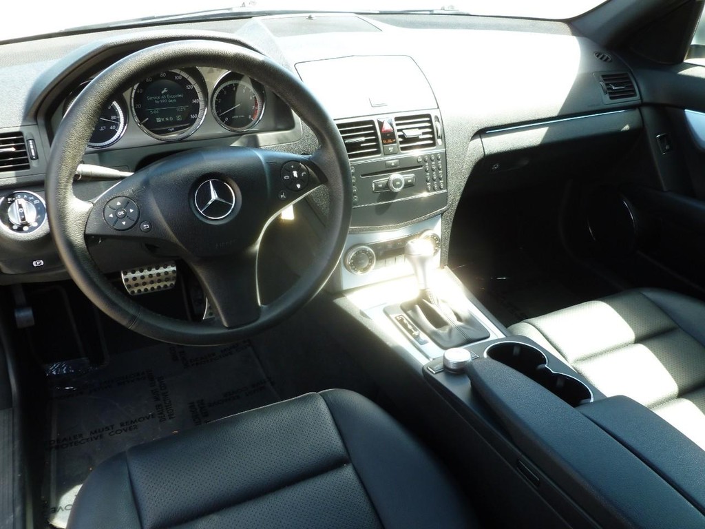 Mercedes-Benz C-Class Vehicle Image 08