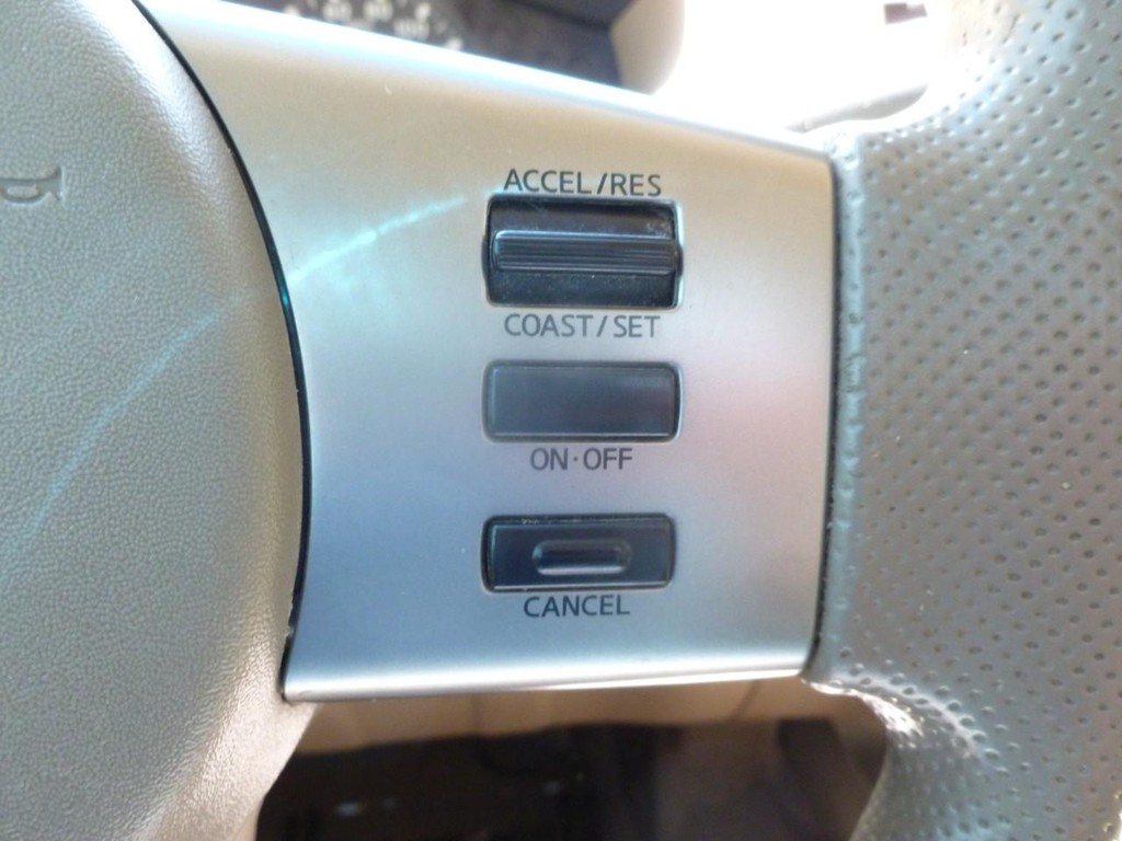 Nissan Frontier Vehicle Image 11
