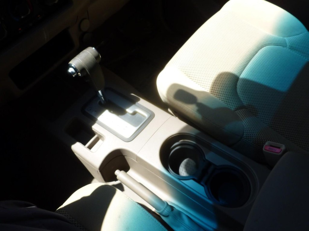 Nissan Frontier Vehicle Image 13